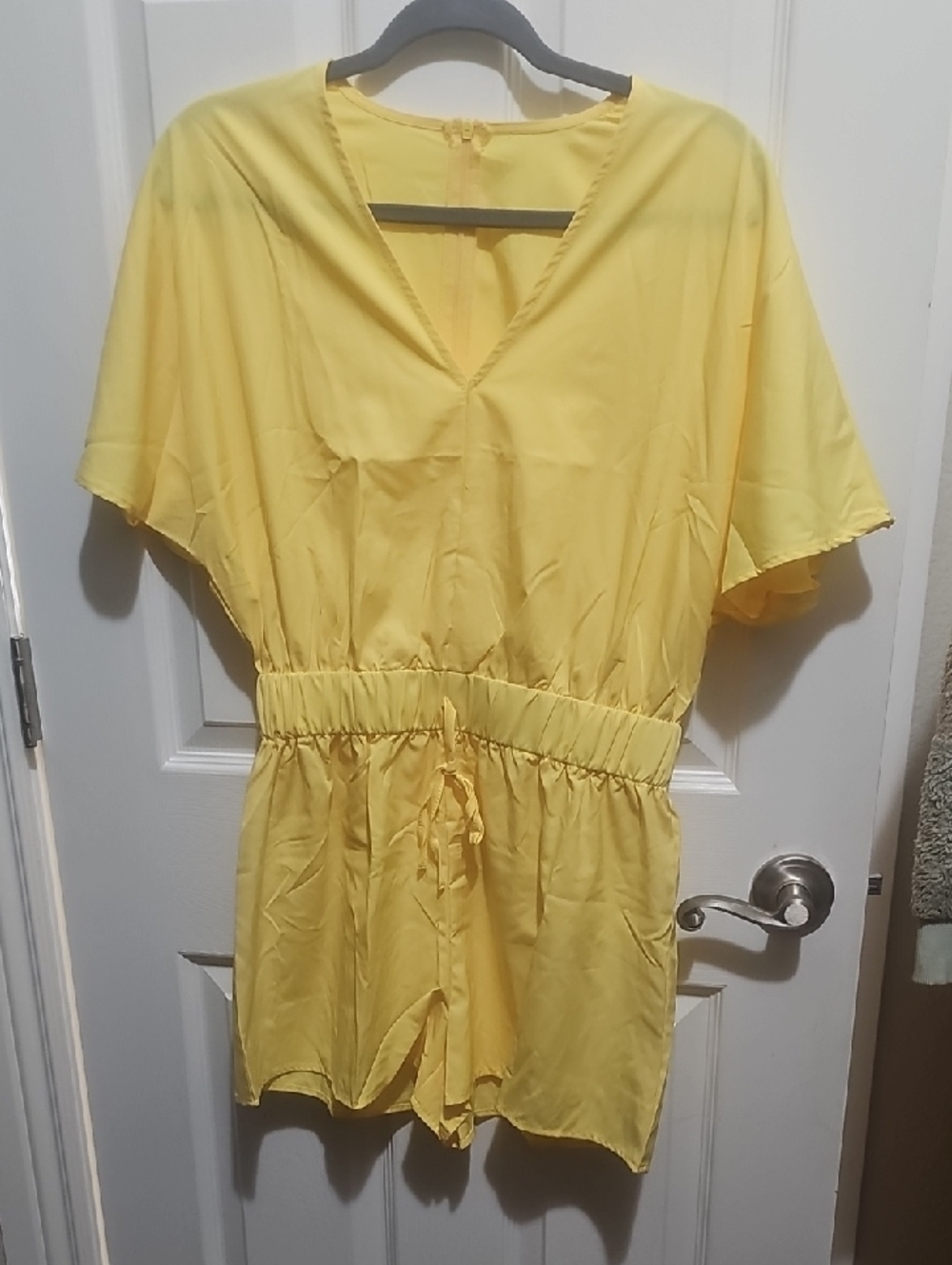 Yellow V-Neck Short Sleeve Romper